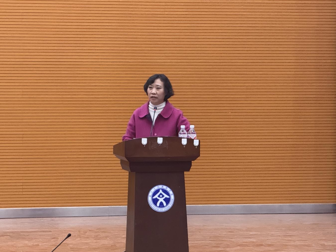 筑牢护理自信之基、开启专业崭新征程医学院开展护理学科发展学术讲座